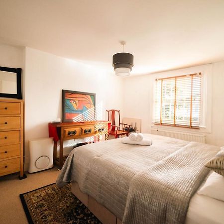 Stylish 2 Bedroom Flat In Camden Town London Exterior photo