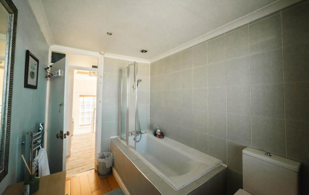 Stylish 2 Bedroom Flat In Camden Town London Exterior photo