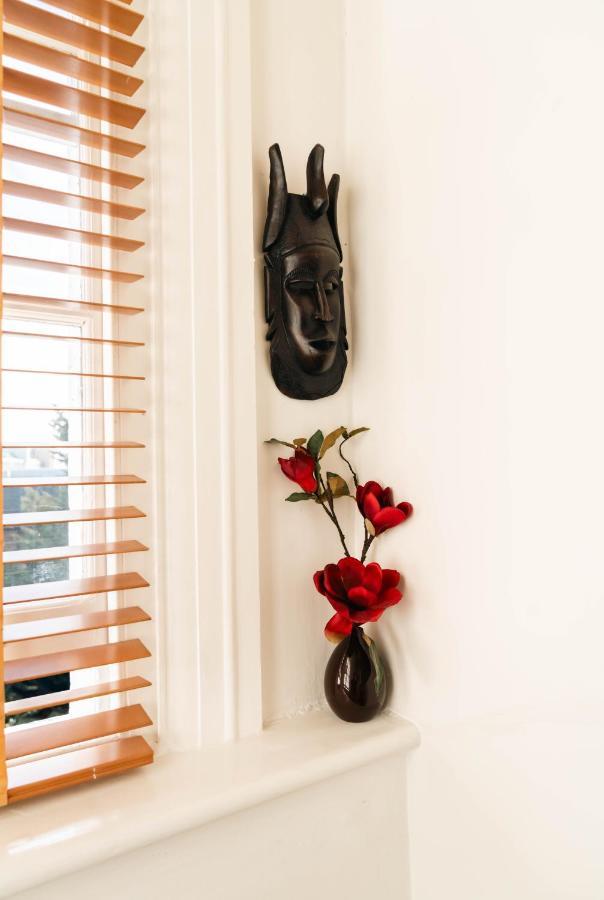 Stylish 2 Bedroom Flat In Camden Town London Exterior photo